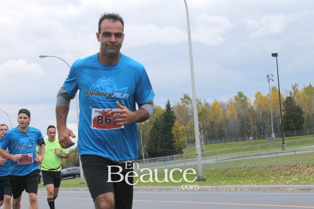 Photoreportage la Beaucerun 2014: Le Départ 325 clichés