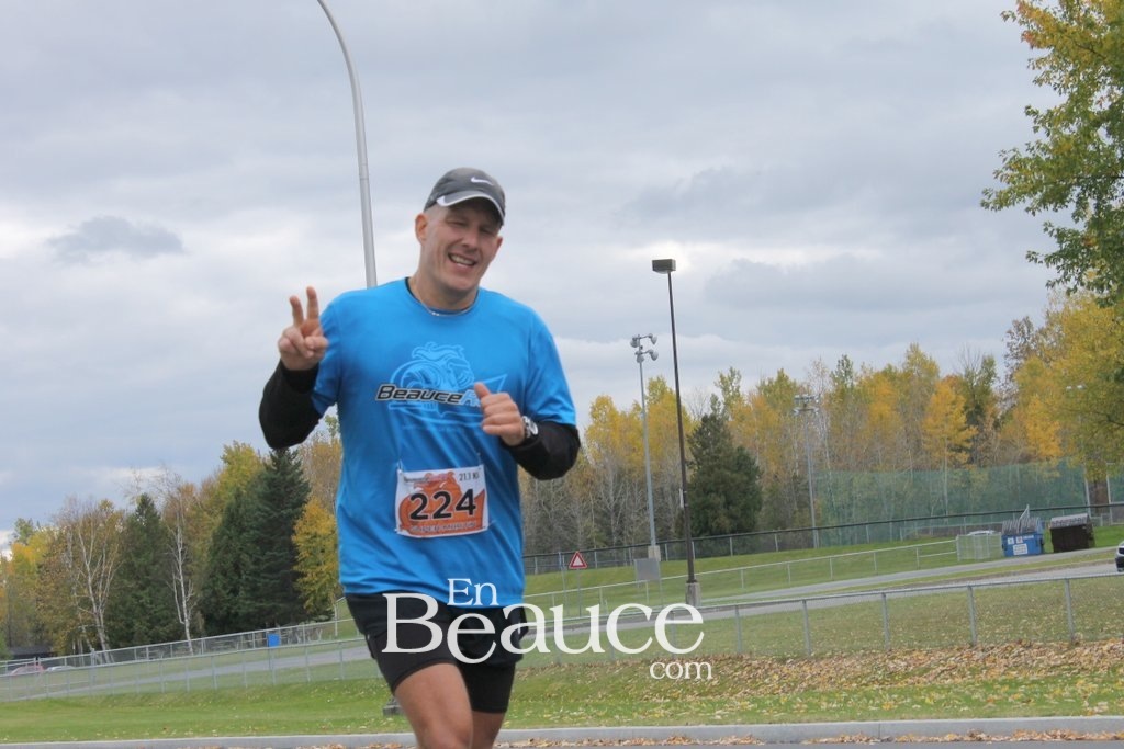 Photoreportage la Beaucerun 2014: Le Départ 325 clichés