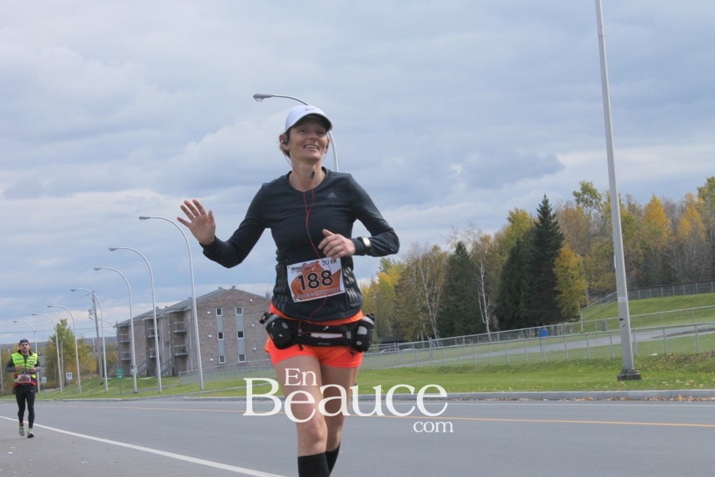Photoreportage la Beaucerun 2014: Le Départ 325 clichés