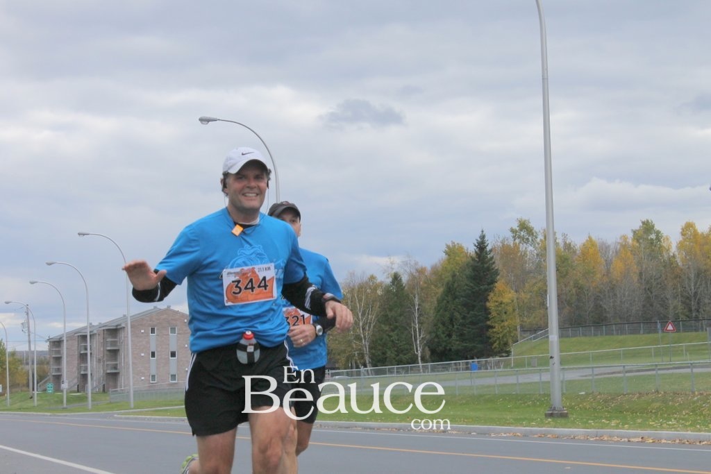 Photoreportage la Beaucerun 2014: Le Départ 325 clichés