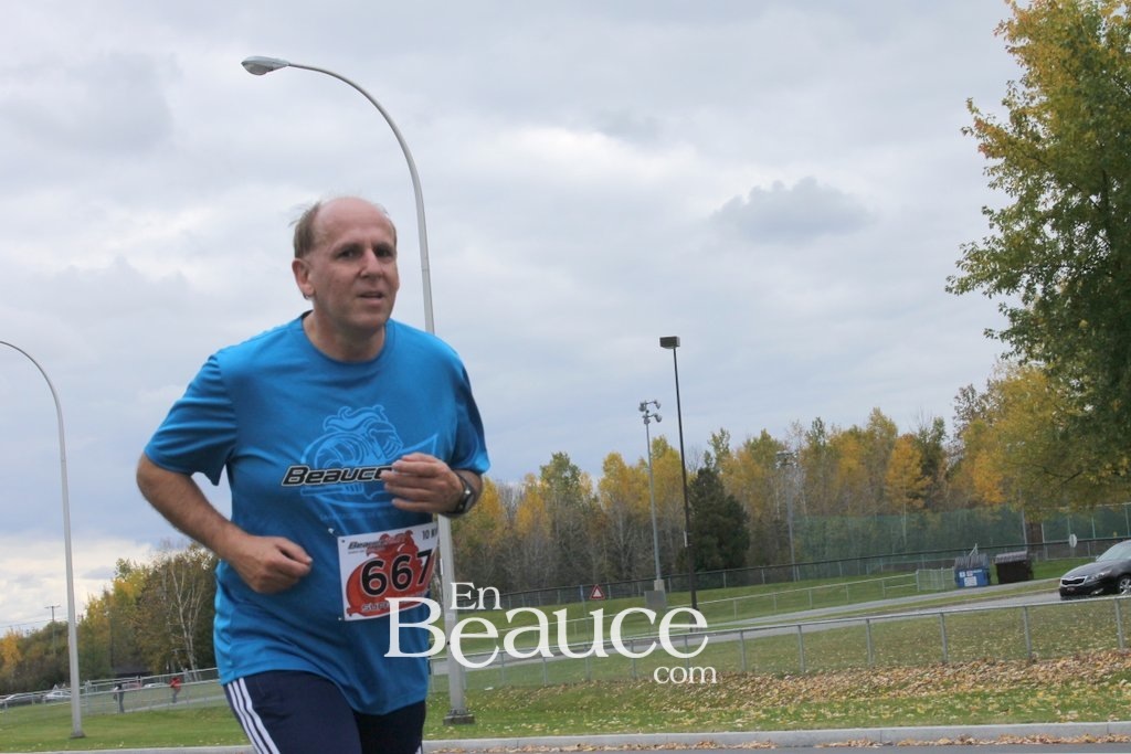 Photoreportage la Beaucerun 2014: Le Départ 325 clichés