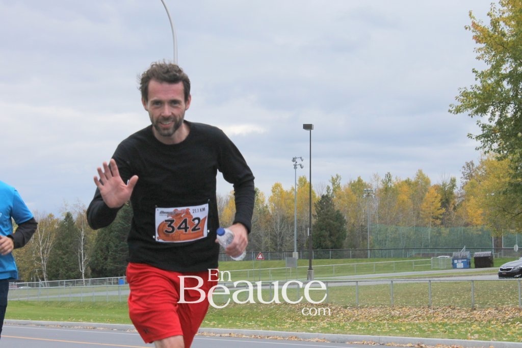 Photoreportage la Beaucerun 2014: Le Départ 325 clichés