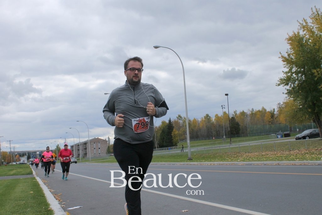 Photoreportage la Beaucerun 2014: Le Départ 325 clichés