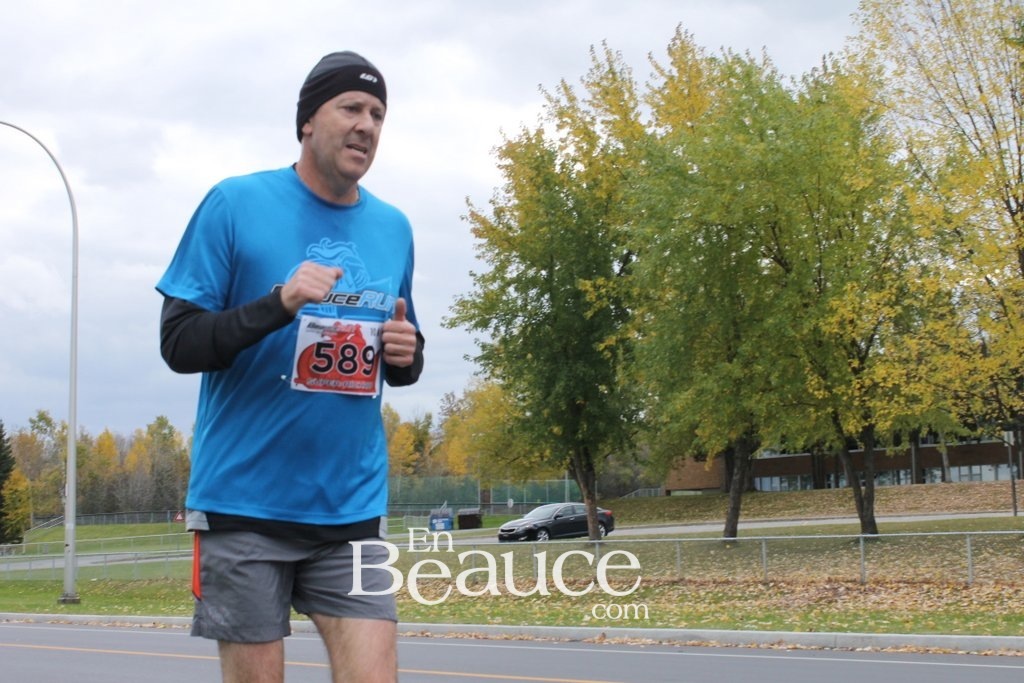 Photoreportage la Beaucerun 2014: Le Départ 325 clichés