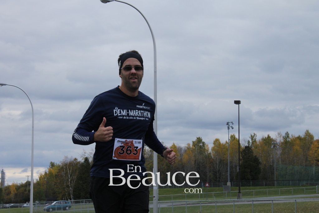 Photoreportage la Beaucerun 2014: Le Départ 325 clichés