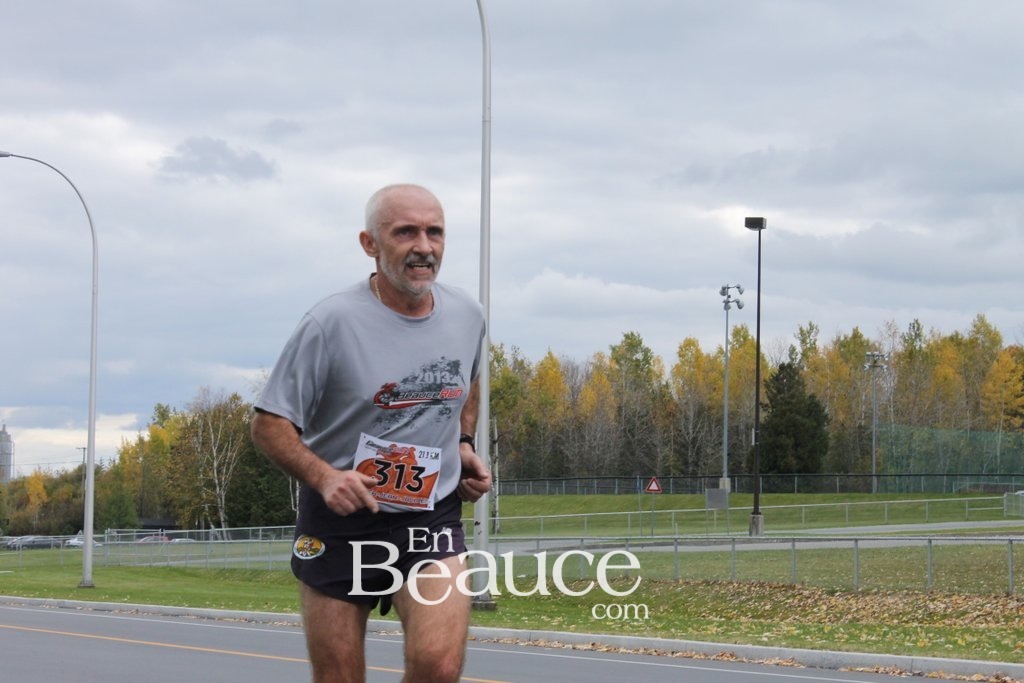 Photoreportage la Beaucerun 2014: Le Départ 325 clichés