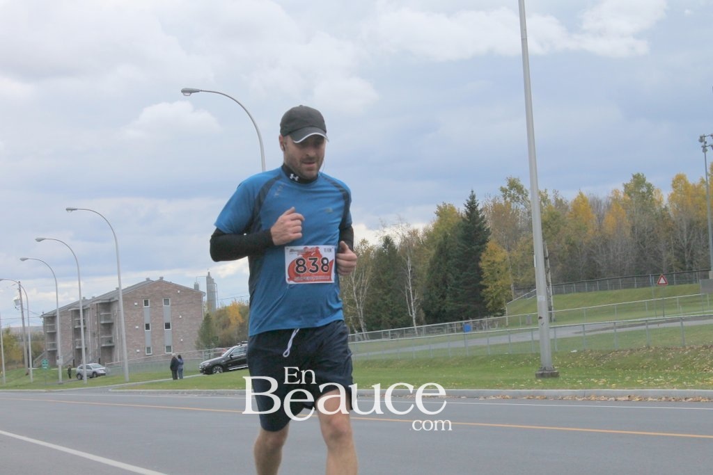 Photoreportage la Beaucerun 2014: Le Départ 325 clichés