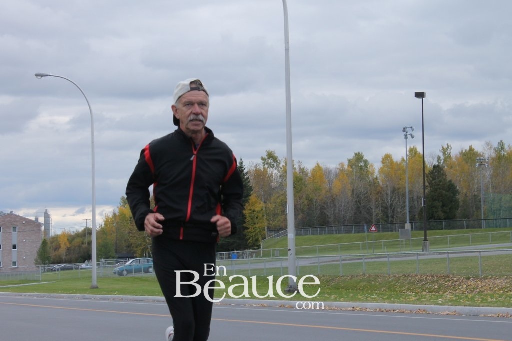 Photoreportage la Beaucerun 2014: Le Départ 325 clichés