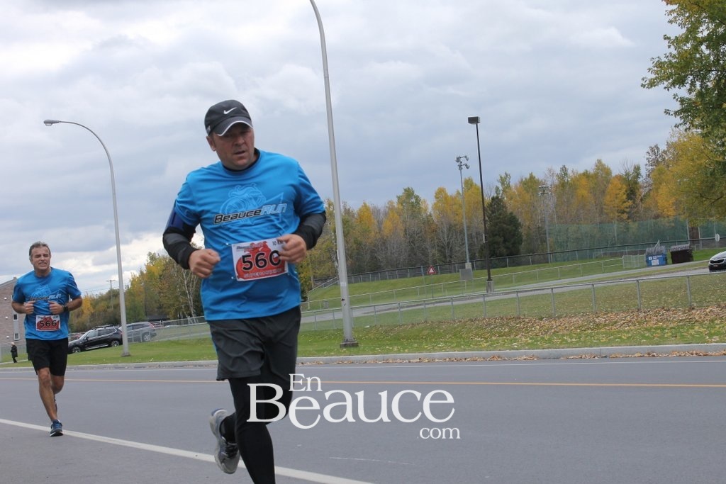 Photoreportage la Beaucerun 2014: Le Départ 325 clichés