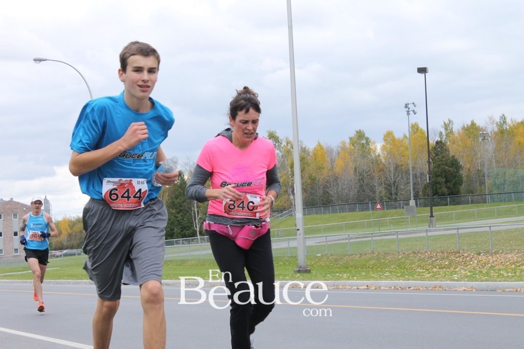 Photoreportage la Beaucerun 2014: Le Départ 325 clichés