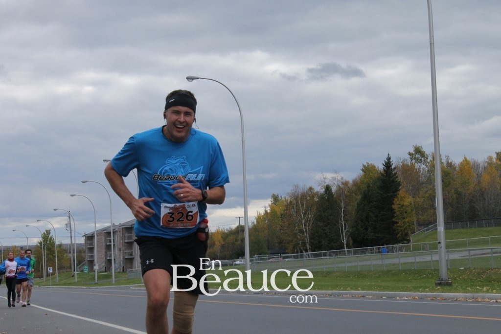 Photoreportage la Beaucerun 2014: Le Départ 325 clichés