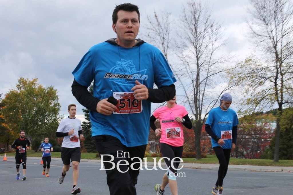 Photoreportage la Beaucerun 2014: Le Départ 325 clichés