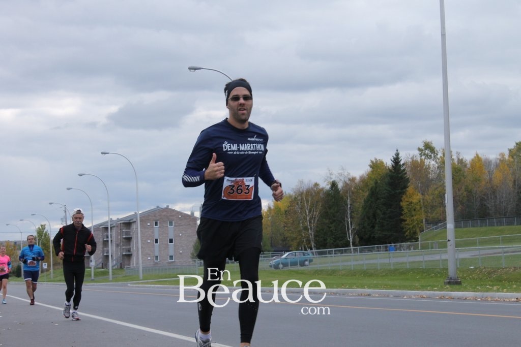 Photoreportage la Beaucerun 2014: Le Départ 325 clichés