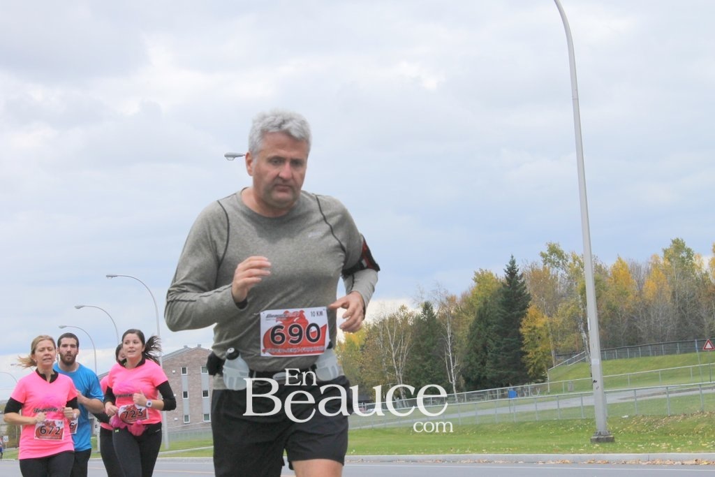 Photoreportage la Beaucerun 2014: Le Départ 325 clichés