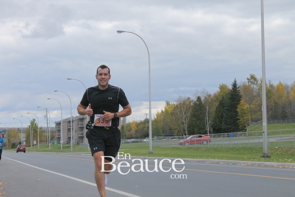 Photoreportage la Beaucerun 2014: Le Départ 325 clichés