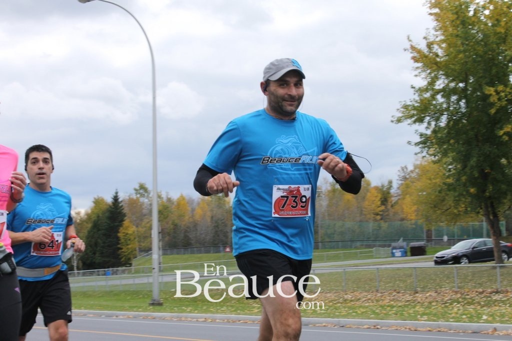 Photoreportage la Beaucerun 2014: Le Départ 325 clichés