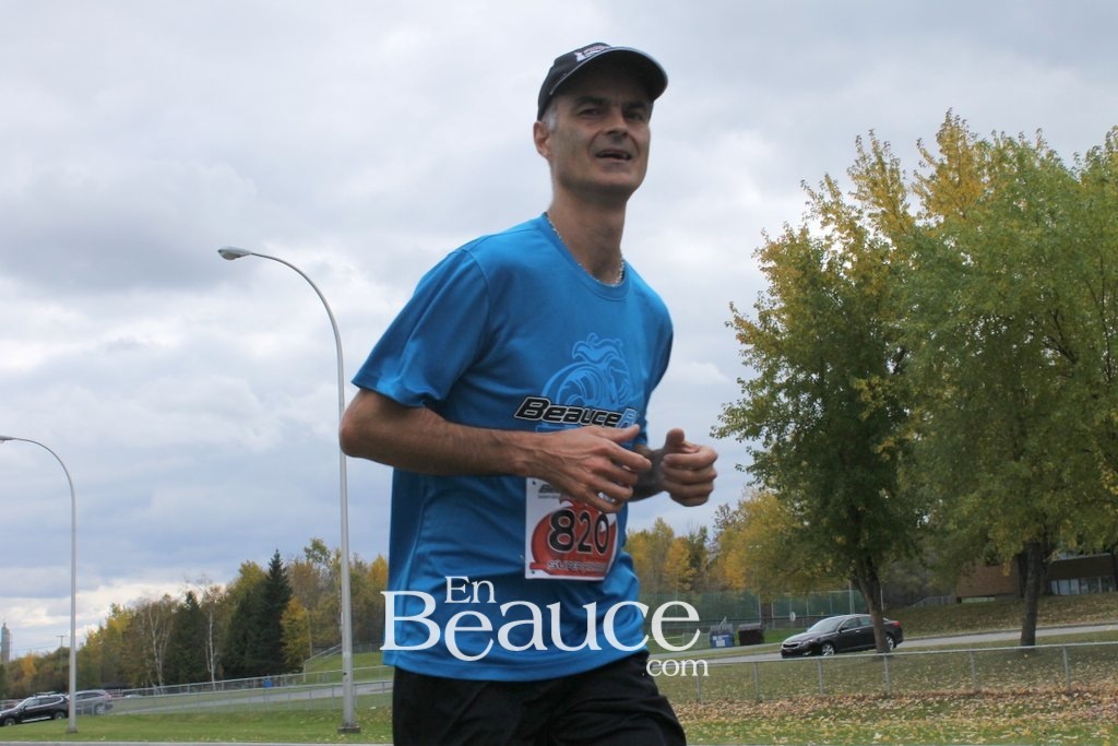 Photoreportage la Beaucerun 2014: Le Départ 325 clichés