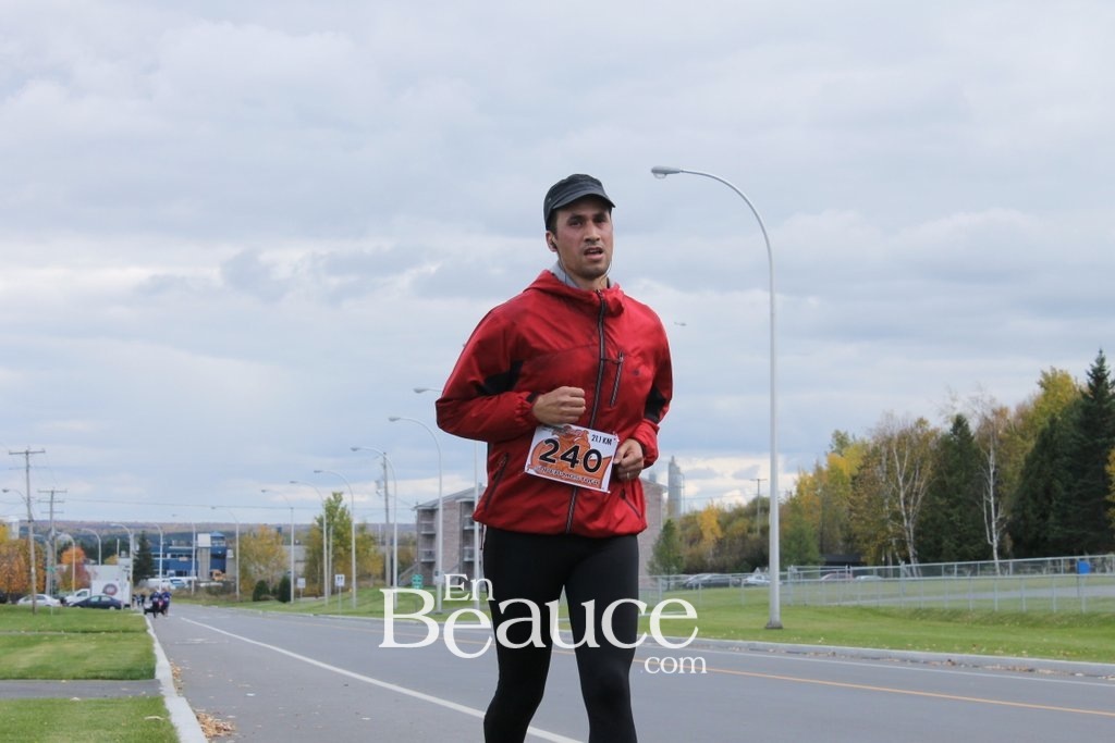 Photoreportage la Beaucerun 2014: Le Départ 325 clichés