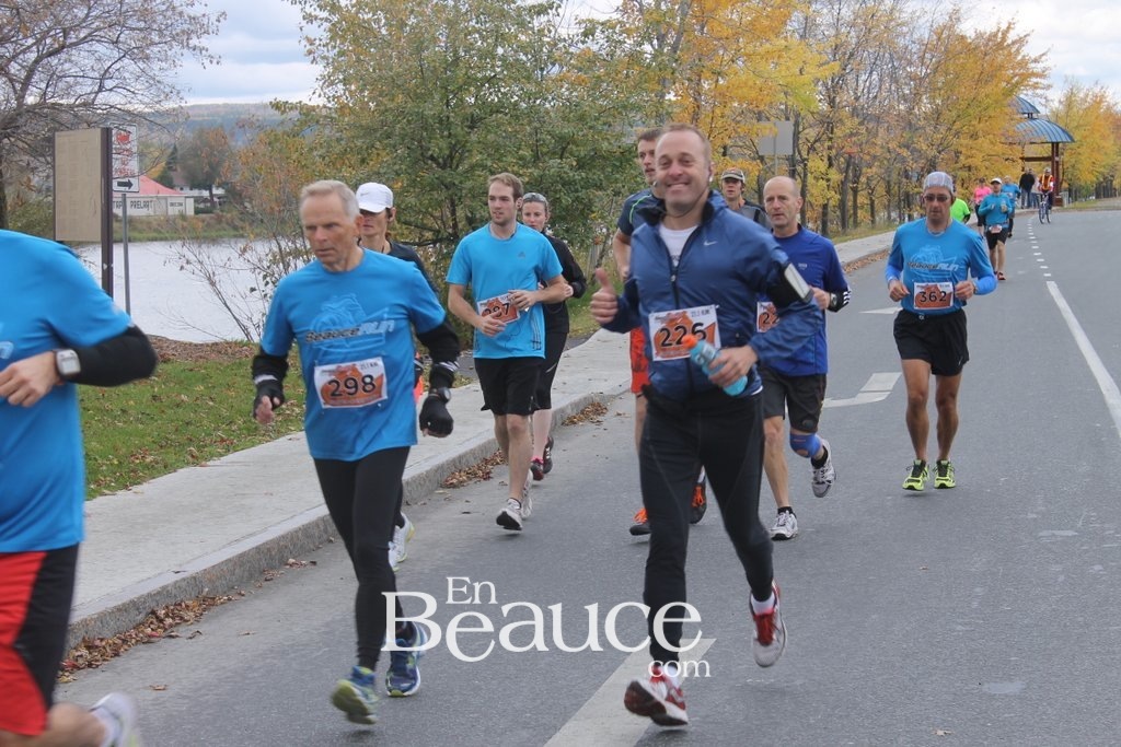 Photoreportage la Beaucerun 2014: Le Départ 325 clichés