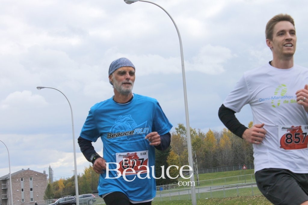 Photoreportage la Beaucerun 2014: Le Départ 325 clichés