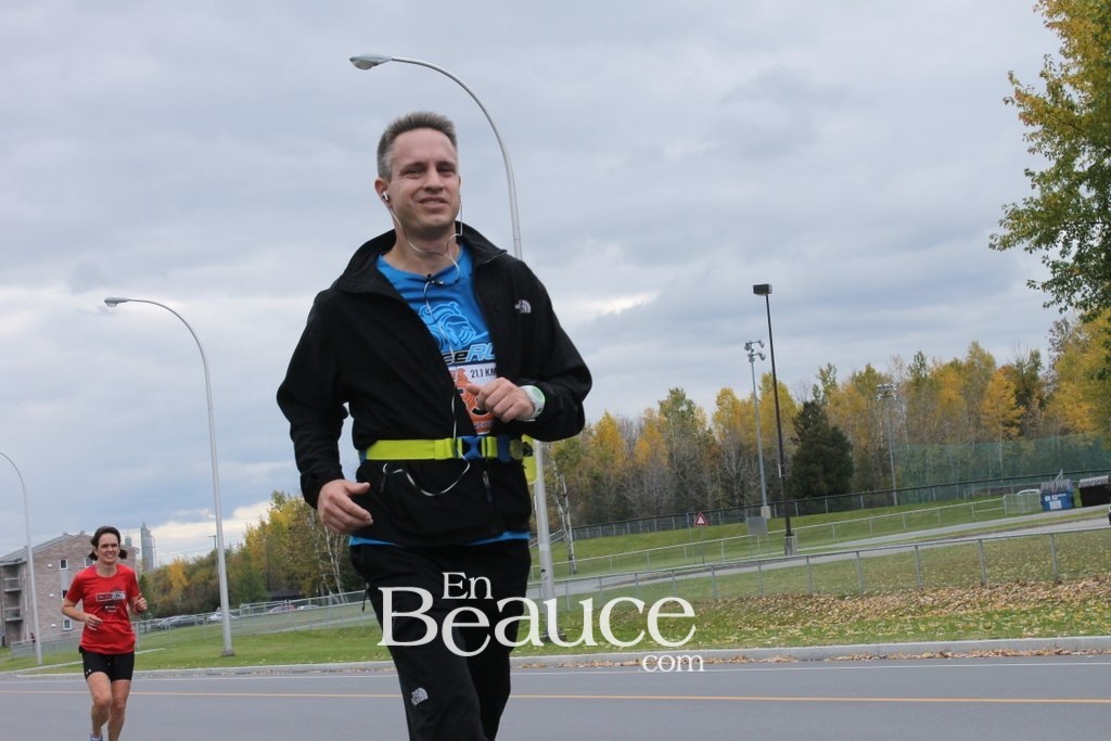 Photoreportage la Beaucerun 2014: Le Départ 325 clichés