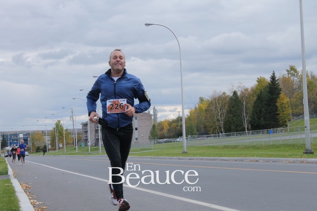 Photoreportage la Beaucerun 2014: Le Départ 325 clichés