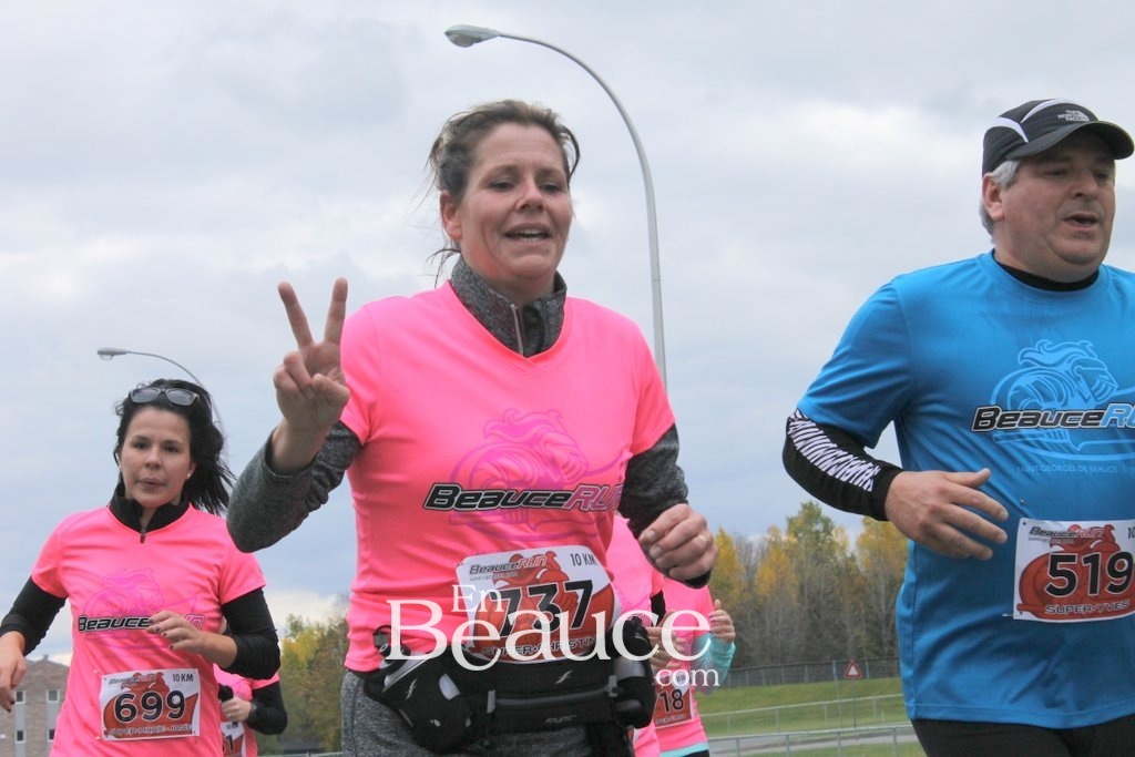 Photoreportage la Beaucerun 2014: Le Départ 325 clichés