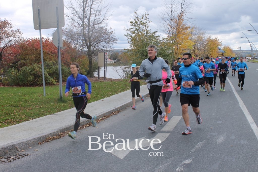 Photoreportage la Beaucerun 2014: Le Départ 325 clichés