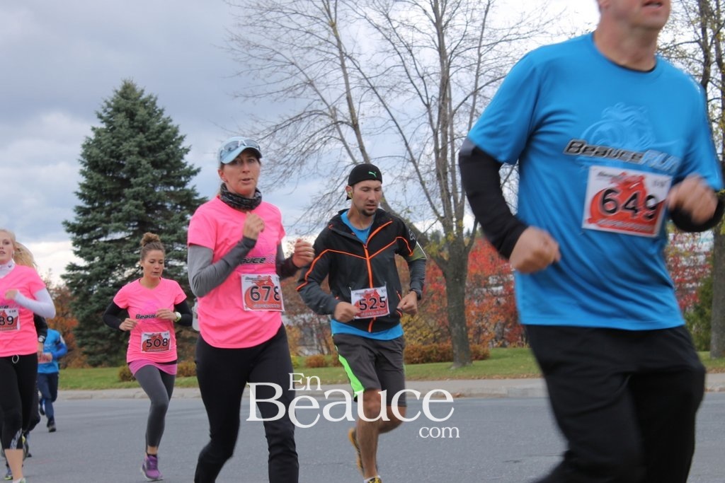 Photoreportage la Beaucerun 2014: Le Départ 325 clichés