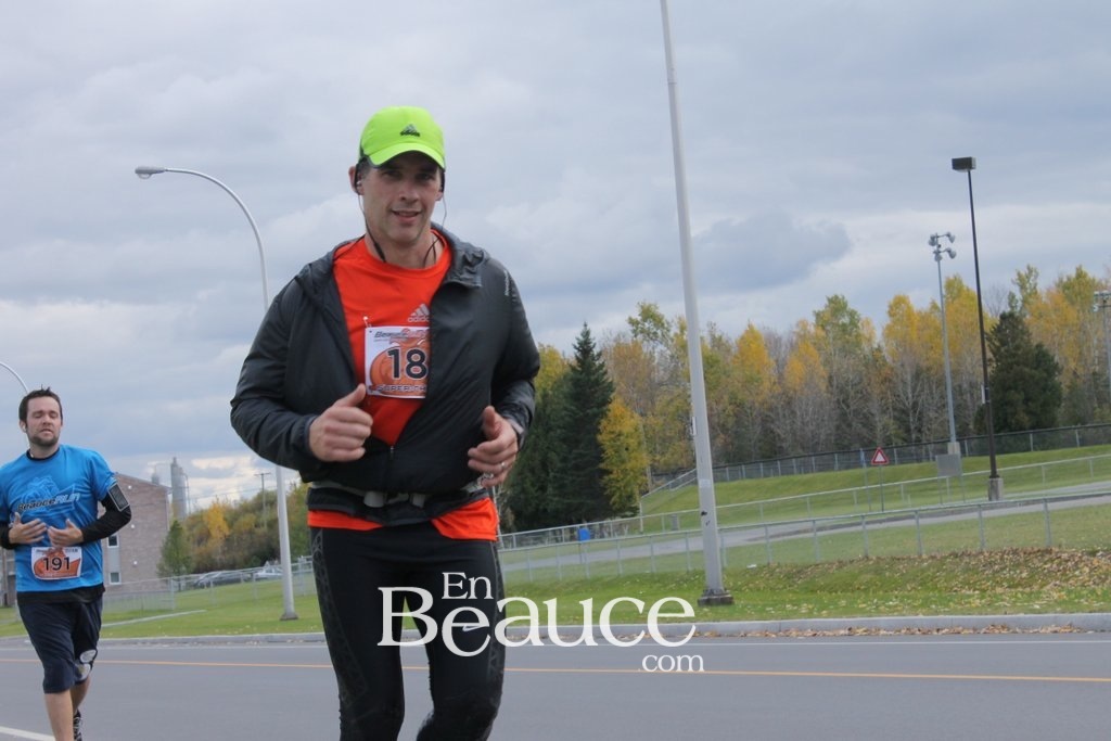 Photoreportage la Beaucerun 2014: Le Départ 325 clichés