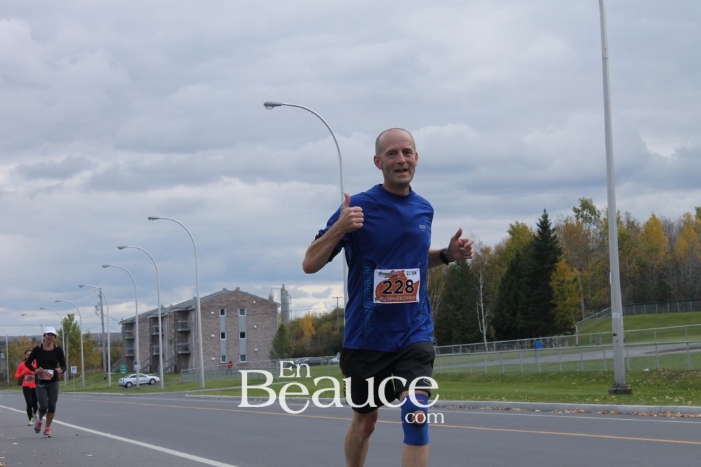 Photoreportage la Beaucerun 2014: Le Départ 325 clichés