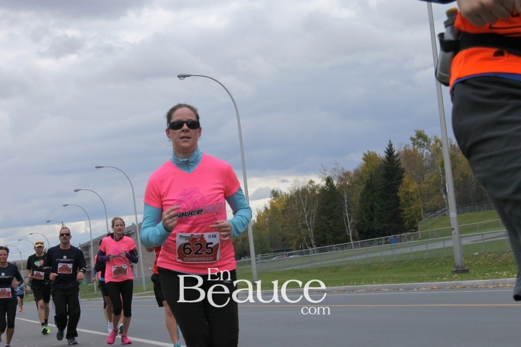 Photoreportage la Beaucerun 2014: Le Départ 325 clichés