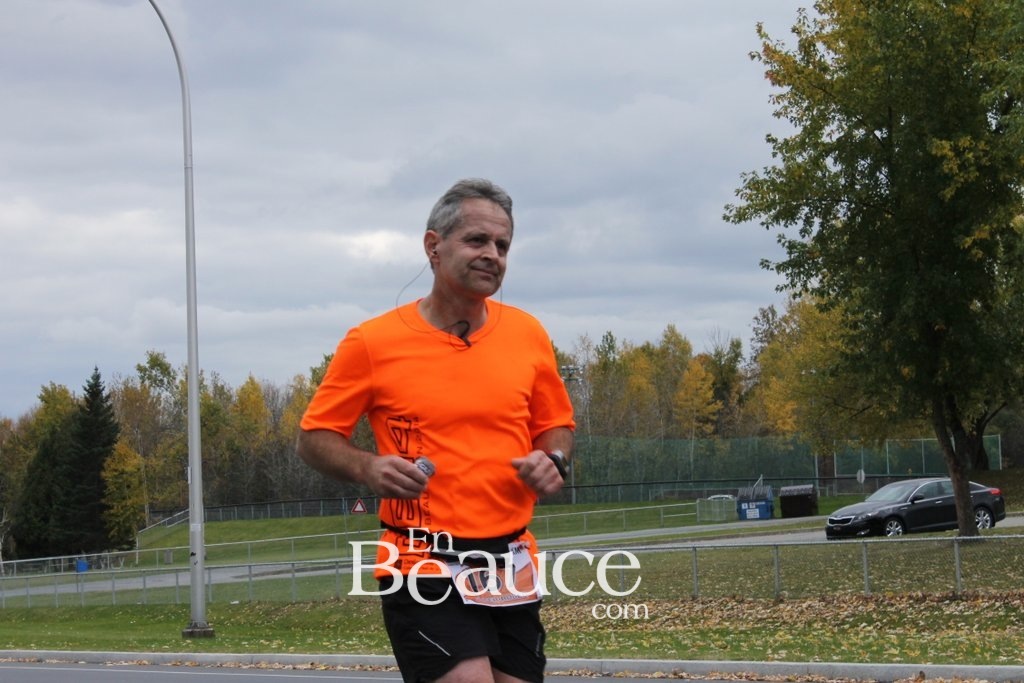 Photoreportage la Beaucerun 2014: Le Départ 325 clichés