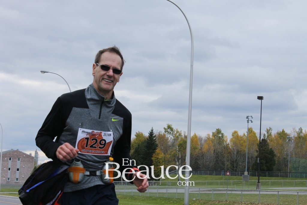 Photoreportage la Beaucerun 2014: Le Départ 325 clichés