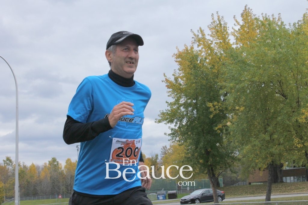 Photoreportage la Beaucerun 2014: Le Départ 325 clichés