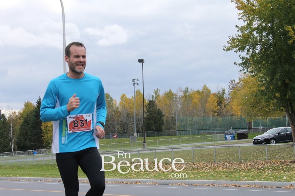 Photoreportage la Beaucerun 2014: Le Départ 325 clichés