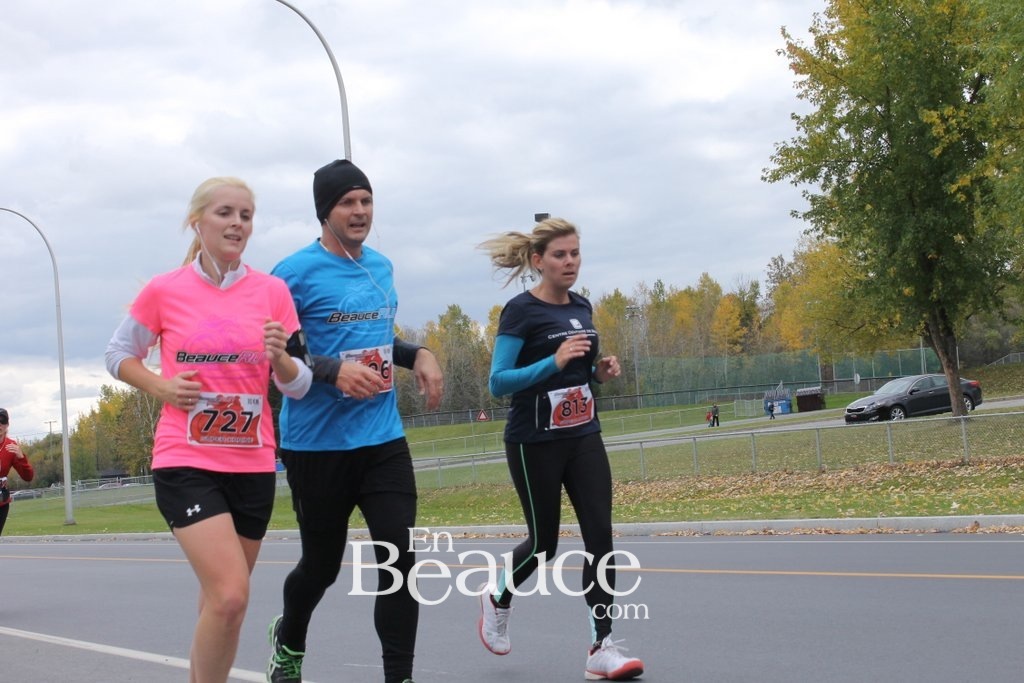 Photoreportage la Beaucerun 2014: Le Départ 325 clichés