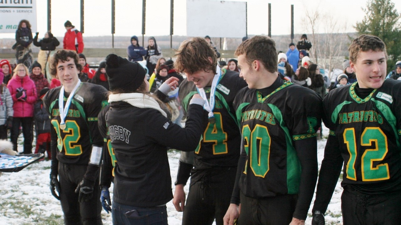 Football scolaire: 2 équipes sur 4 rapportent la bannière de championnat
