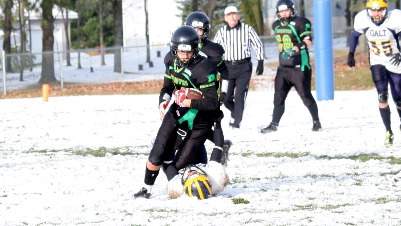 Football scolaire: 2 équipes sur 4 rapportent la bannière de championnat