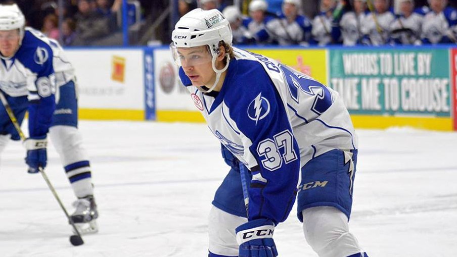 Yanni Gourde de Saint-Narcisse évolue cette saison pour le Crunch de Syracuse dans la Ligue américaine de hockey (LAH)