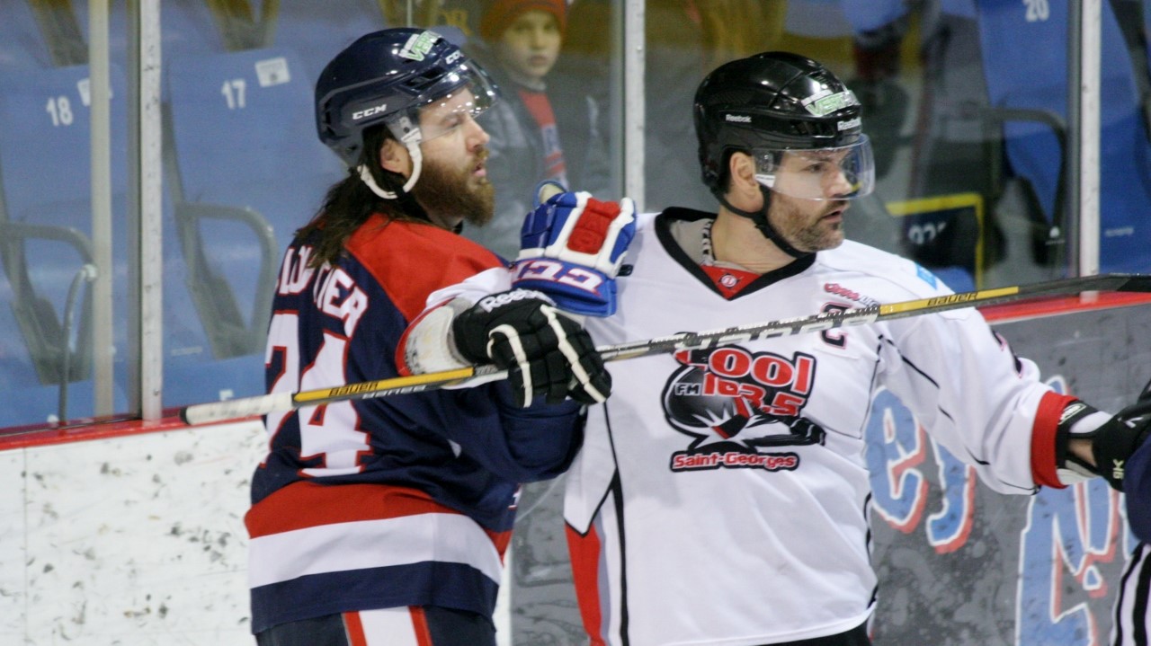 Cool FM: Cornwall revient de l'arrière et l'emporte 3-2 en tirs de barrage