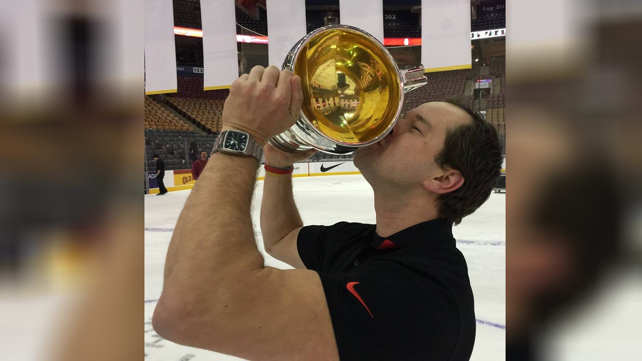 Michaël Morin de Saint-Georges a vécu une expérience unique alors qu'il agissait comme physiothérapeute de l'équipe canadienne qui a remporté les championnats du monde de hockey junior.