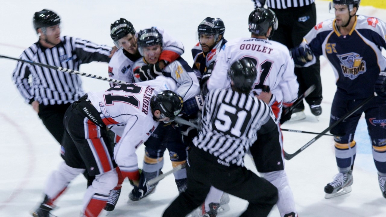 Le Cool FM et l'Isothermic en action lors du match du 28 novembre dernier