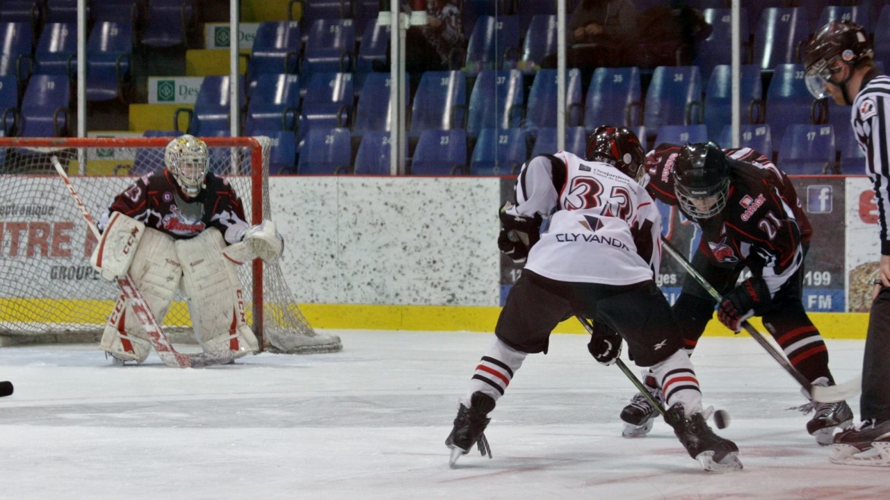 Tournoi Bantam: les Hurricanes de Mashteuiatsh étaient trop forts