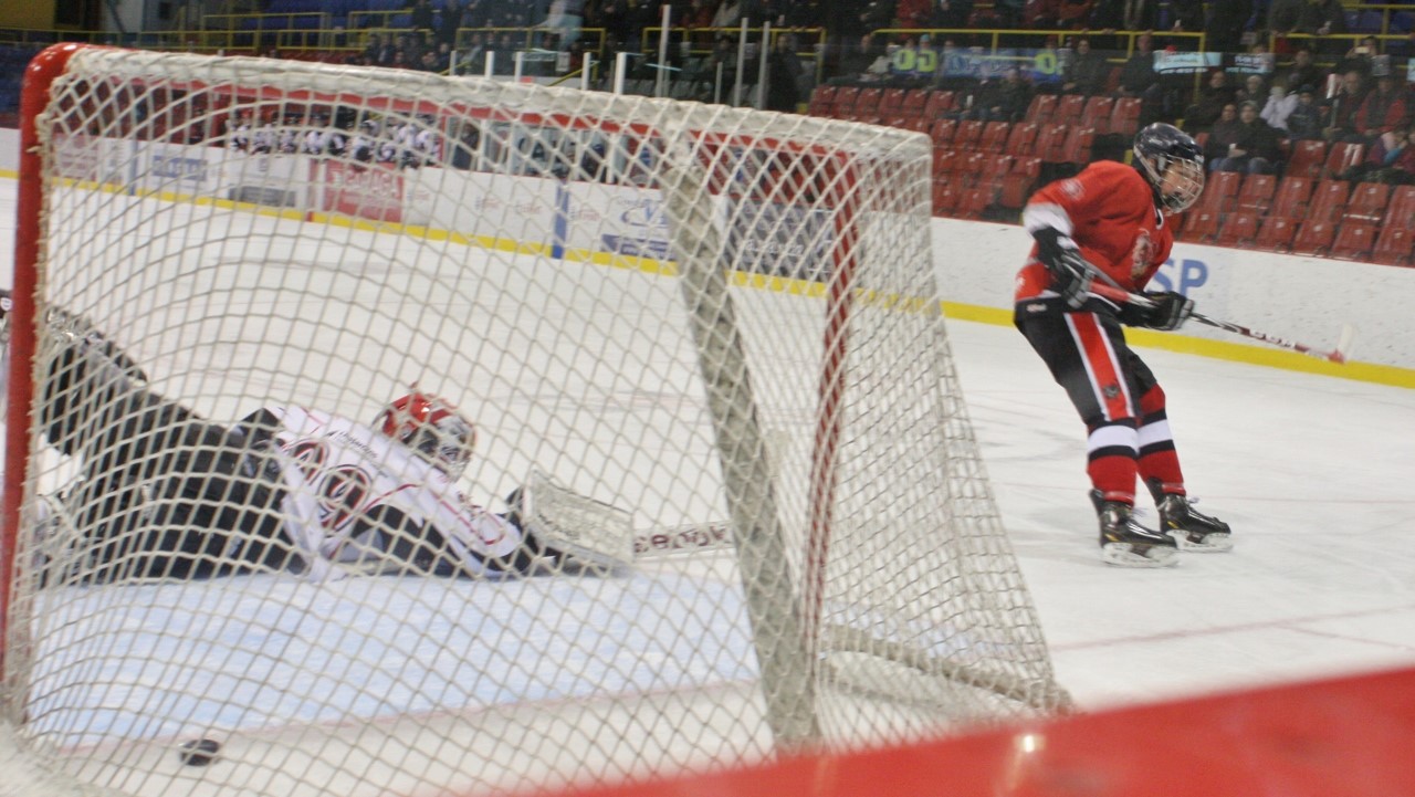 Tournoi Bantam: les Hurricanes de Mashteuiatsh étaient trop forts