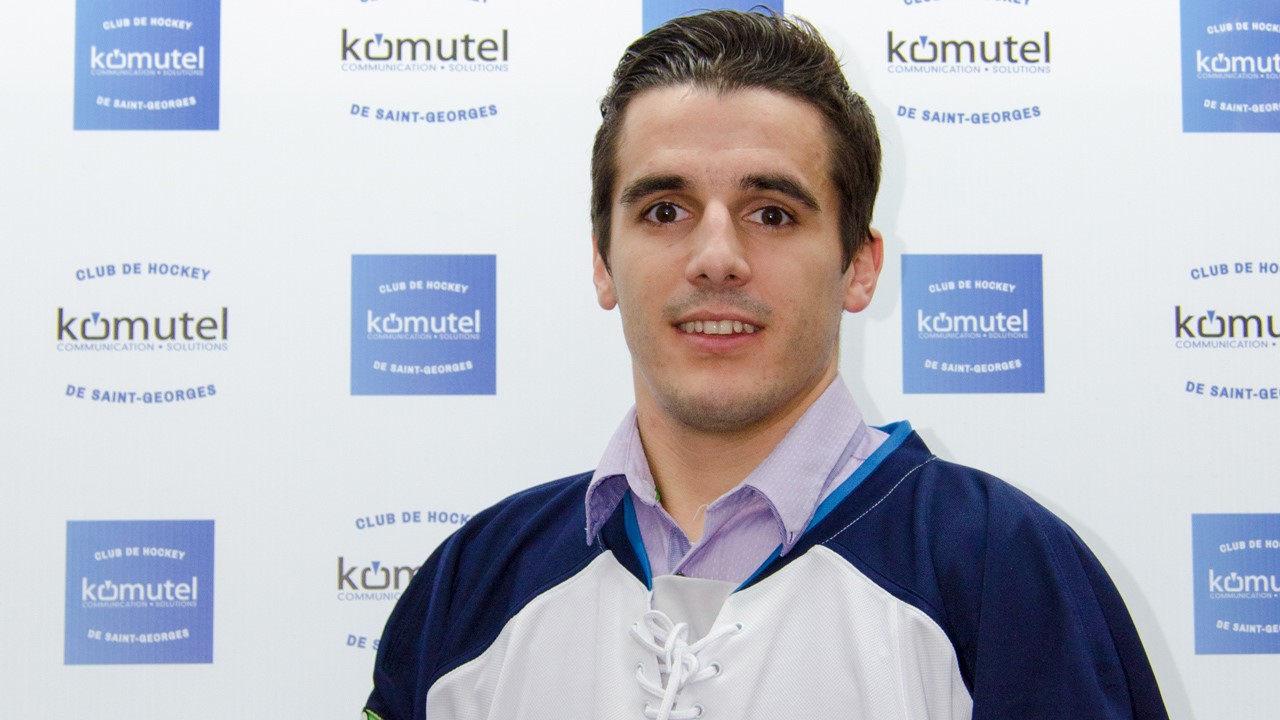 Le gardien Jean-Daniel Drouin a permis au Komutel de blanchir le Pub la Gargouille d’East-Broughton par la marque de 3-0 le 24 janvier.