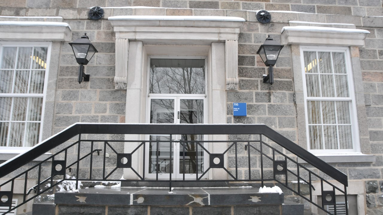 Steve Martin et Jean-Philippe Jolicoeur ont été respectivement condamnés à huit et sept mois de prison au Palais de justice de Saint-Joseph.