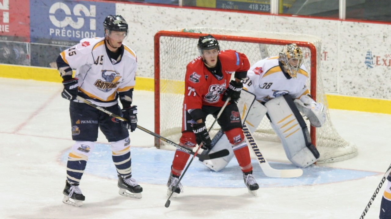 Thetford Mines jubile en signant une 2e victoire en 6 matchs contre le Cool FM cette saison