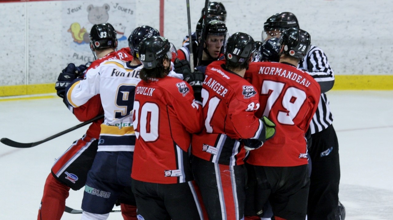 Thetford Mines jubile en signant une 2e victoire en 6 matchs contre le Cool FM cette saison