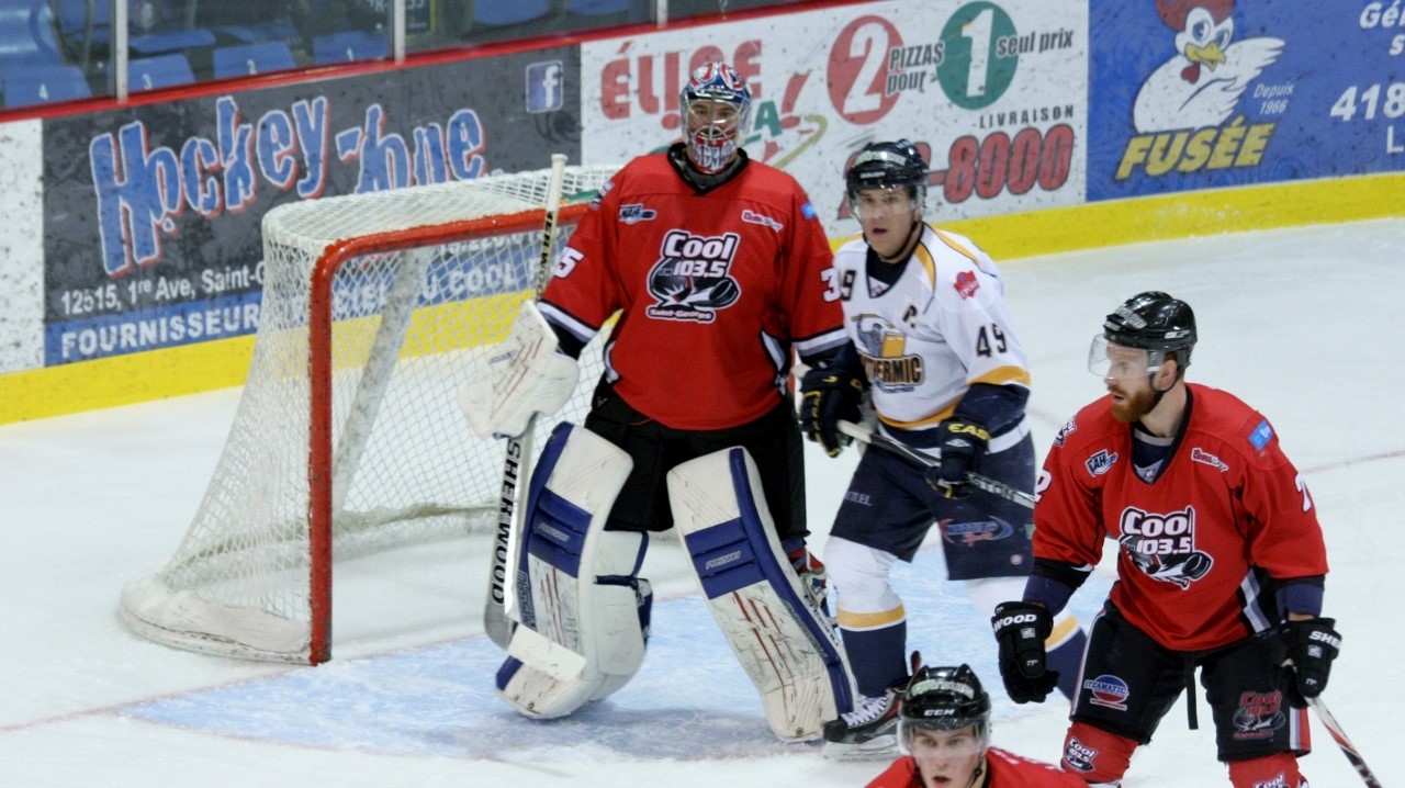 Thetford Mines jubile en signant une 2e victoire en 6 matchs contre le Cool FM cette saison